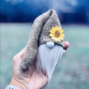 Mini Burlap Sunflower Gnome